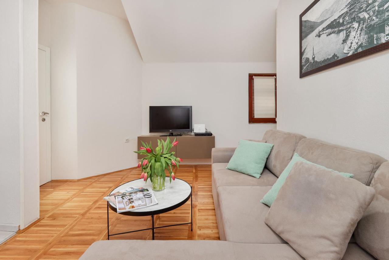 Apartment Mrsulja Kotor Luaran gambar