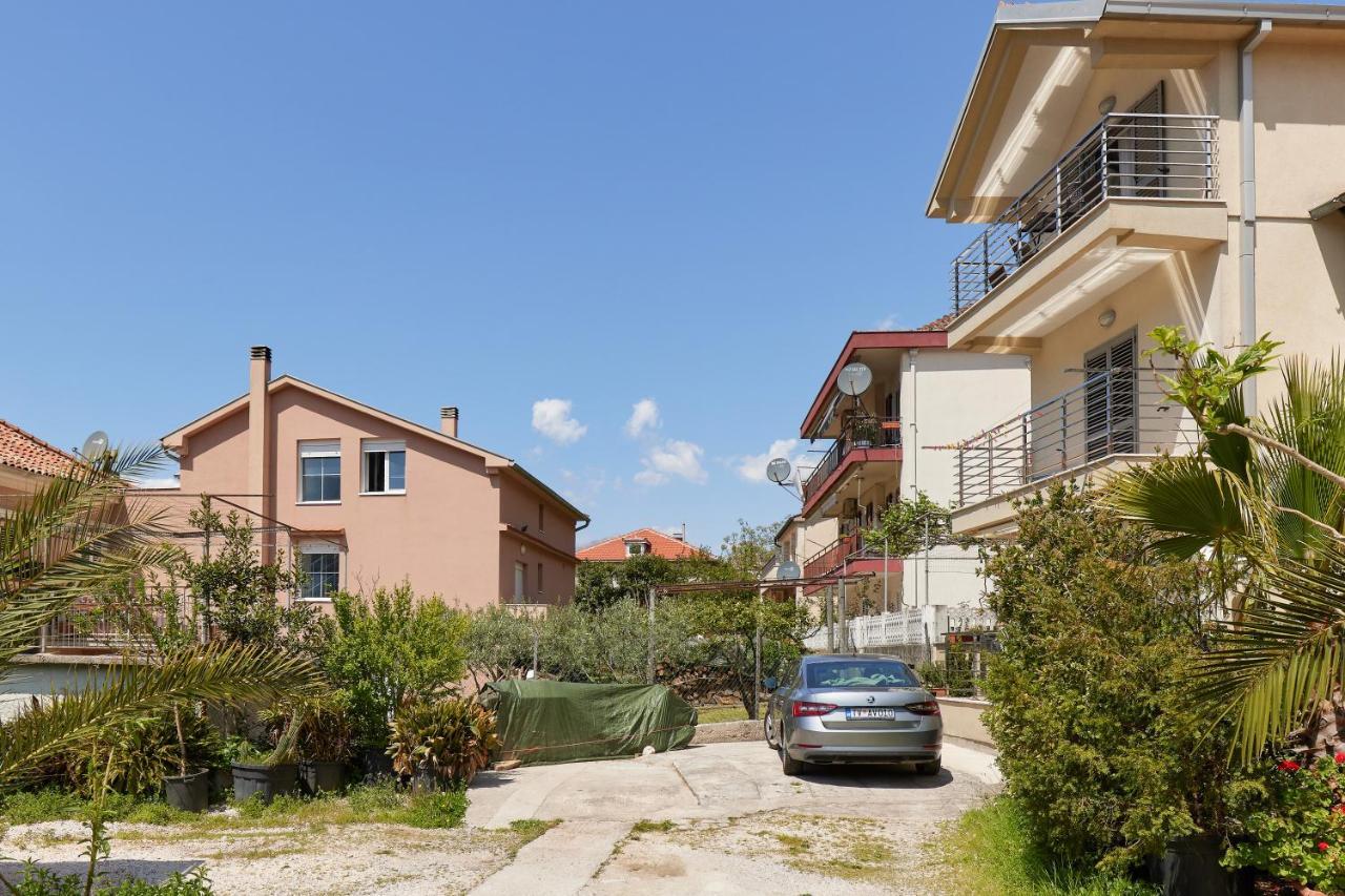 Apartment Mrsulja Kotor Luaran gambar