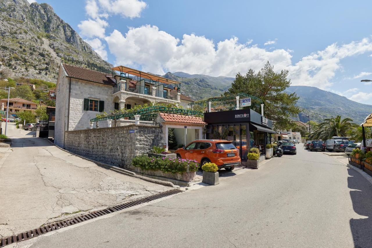 Apartment Mrsulja Kotor Luaran gambar