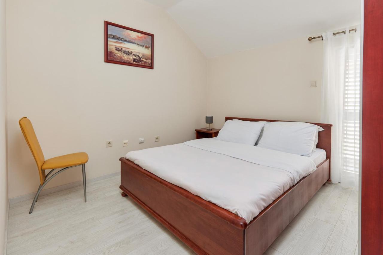 Apartment Mrsulja Kotor Luaran gambar